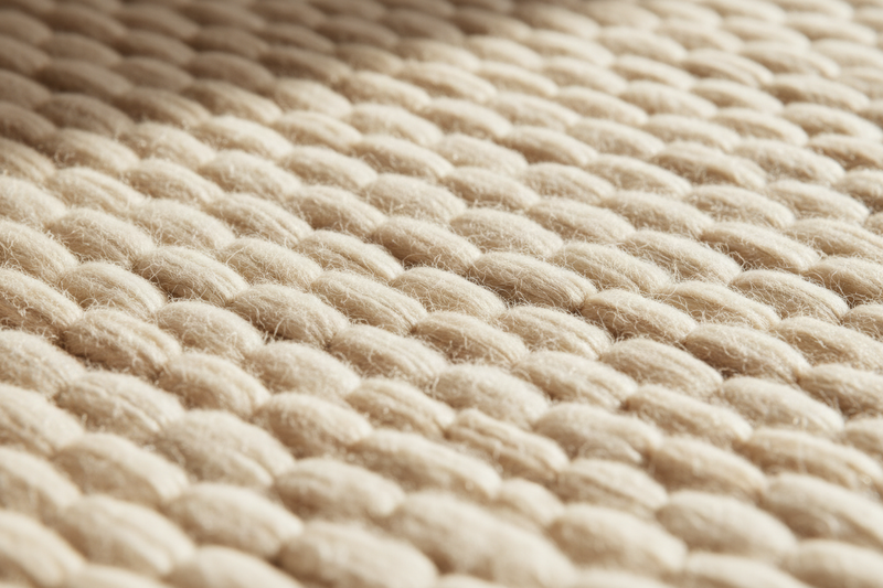 Elfenbeinfelsen – Close-Up Webung